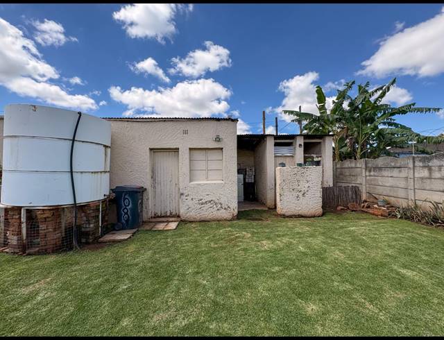 3 BEDROOM HOUSE TO LET IN BRENTHURST